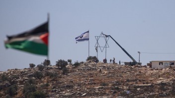 Izrael otvoril dva hraničné priechody s pásmom Gazy, povolil prenos paliva a potrebných zásob