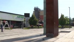 Obyvatelia Dubnice sa dočkajú opraveného námestia. Radnica podpísala zmluvu so zhotoviteľom