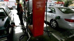 Inflácia v USA prekvapivo klesla, napomohli k tomu klesajúce ceny palív