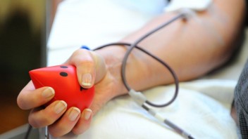 VIDEO: Krv môže zachrániť život. V ktorých prípadoch ju však nie je možné darovať?