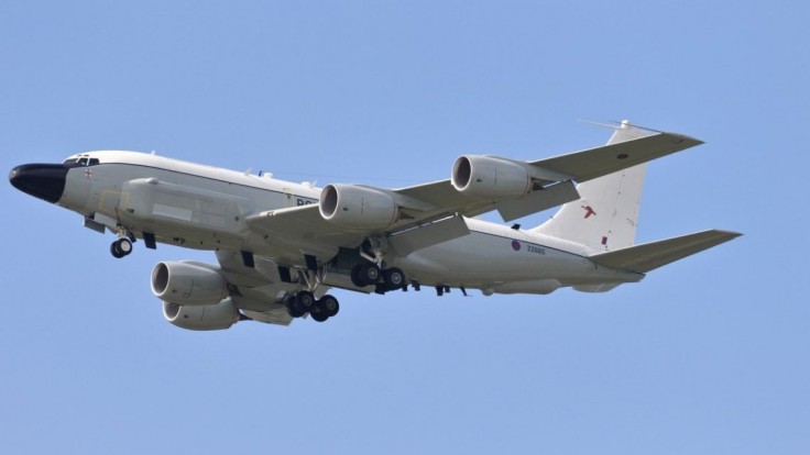 Moskva tvrdí, že britské lietadlo narušilo ruskú hranicu, vyslala stíhačku