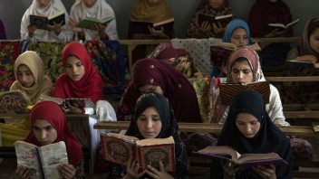 Afganské aktivistky otvorili v Kábule knižnicu, má sa stať oázou pre ženy