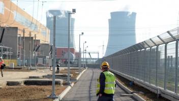 Úrad jadrového dozoru povolil spustenie tretieho reaktora v elektrárni Mochovce