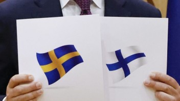 Švédsko a Fínsko budú s Tureckom rokovať o vstupe do NATO. Ankara je nespokojná s tým, ako Štokholm plní dohody