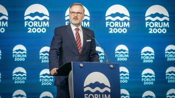 Opozícia v Česku chce vysloviť Fialovej vláde nedôveru. Situácia je príliš vážna, povedal Babiš
