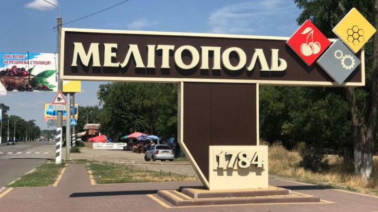 Ukrajinské vojská zaútočili na vlastné územie, Ruskom obsadený Melitopoľ zasiahla explózia