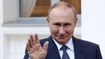 Rusko tajne poslalo stovky miliónov dolárov na ovplyvnenie politikov v zahraničí, uvádzajú americké tajné služby