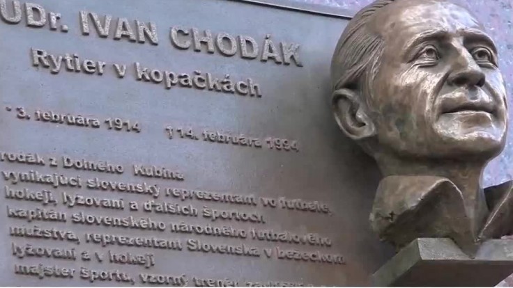 V rodisku Ivana Chodáka odhalili pamätnú tabuľu. Svoje pôsobenie v športe neskôr vymenil za medicínu