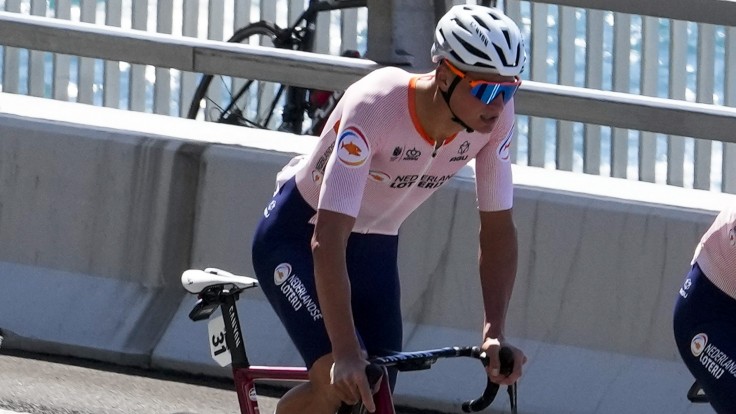 Holandský cyklista van der Poel sa priznal k napadnutiu, dostal pokutu