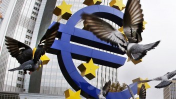 Úvery budú zdražovať aj naďalej. Európska centrálna banka plánuje pokračovať v sprísňovaní menovej politiky