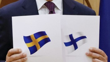 Ministri i premiér vítajú súhlas parlamentu so vstupom Fínska a Švédska do NATO. Posilní to bezpečnosť, zhodli sa