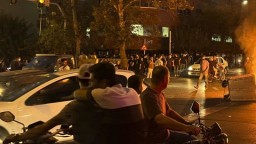 Protesty vypukli aj v iránskom meste Záhedán, pri nepokojoch zahynulo najmenej 41 ľudí