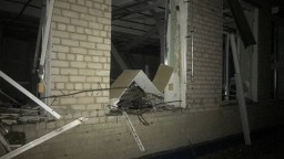 Moskva zaútočila na mesto Záporožie. Raketový útok zničil rodinné domy aj infraštruktúru