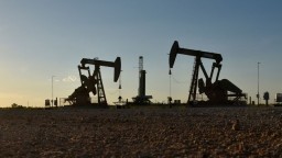 OPEC a jeho spojenci znížia produkciu ropy výraznejšie, ako sa očakávalo