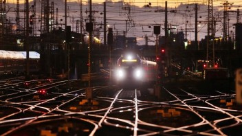 Nemecko hlásilo výpadky železničných spojení, príčinou má byť sabotáž
