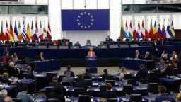Eurokomisa predstavila nový energetický balík, obmedzí i cenu plynu