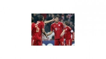 Gomezov hetrik, do osemfinále s Bayernom aj Real Madrid