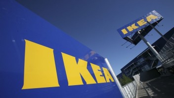 Bieloruskí dodávatelia reťazca IKEA využívali prácu väzňov, tvrdí organizácia