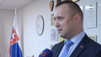 Výpovede vo Fakultnej nemocnici v Trenčíne podalo viac ako sto lekárov. Situáciu priblížil riaditeľ nemocnice