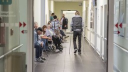 Výpovede lekárov sa hromadia. Fakultná nemocnica v Trenčíne už neplánuje od decembra žiadne operačné zákroky