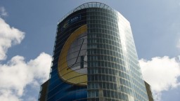 Finančný sektor napriek prudkým zmenám zostáva stabilný, vyplýva zo správy Národnej banky Slovenska