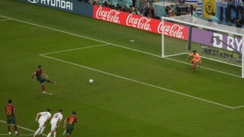 Portugalci vynulovali Uruguaj na MS v Katare, majú istý postup do osemfinále