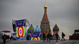 55 percent Rusov je za vyjednávanie, 25 percent chce vojnu, uvádza Meduza