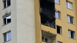 Po požiari v prešovskom paneláku sprístupňujú obyvateľom prvých 36 bytov