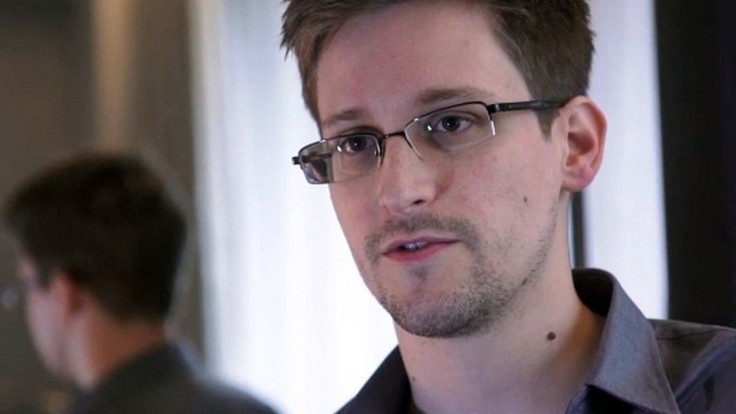Snowden zložil prísahu vernosti Rusku a dostal ruský pas