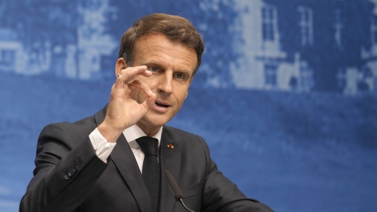 Sympatizuje Macron so žiadosťou Moskvy? Západ by mal podľa neho uvažovať o bezpečnostných zárukách