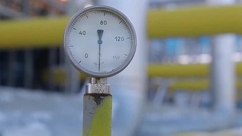 EÚ skresala spotrebu plynu o štvrtinu. Chce znížiť závislosť od energií z Ruska