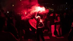 Po postupe Maroka do štvrťfinále MS vypukli nepokoje aj v Lille. Zasahovať musela polícia