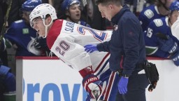 Slováci v NHL: Slafkovský sledoval záver duelu zo striedačky. Nedarilo sa ani Tatarovi