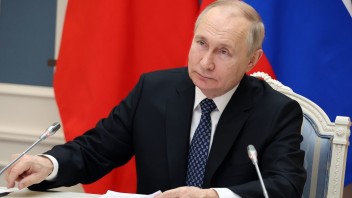 Putin prekvapil, ustupuje z platieb za plyn iba rubľami