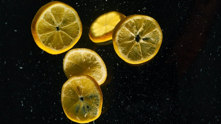 Plátok citróna vedľa postele: Kým budete spať, vyrieši niekoľko zdravotných problémov