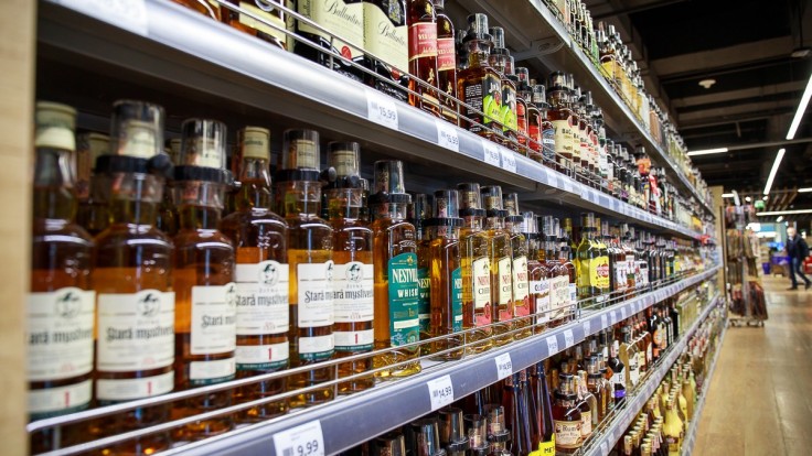 Problémy s alkoholom na Slovensku pretrvávajú. Závislé sú od neho už aj deti