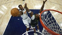 NBA: New York Knicks otočili duel s Philadelphiou, New Orleans si poradilo so Sacramentom