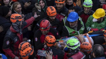 10 príbehov so šťastným koncom. Ľudia zo Sýrie a Turecka prežili pod troskami desiatky hodín