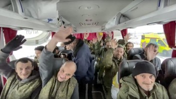 Ukrajina a Rusko si vymenili ďalších vojnových zajatcov, dokopy ich bolo vyše 200