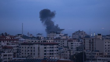 Palestínski militanti spustili ostreľovanie. Z pásma Gazy bolo na Izrael vypálených niekoľko rakiet