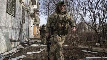 Ukrajinci odrážajú útoky v okolí Bachmutu. USA chystajú ďalší balík vojenskej pomoci