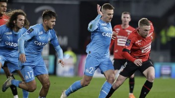 Olympique Marseille stráca na PSG 8 bodov, hráčov Rennnes porazil na domácej pôde jedným gólom