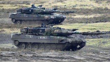 Nemecko a Portugalsko odovzdajú Ukrajine sľúbené tanky Leopard 2 do konca marca