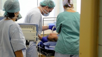 Na Slovensku chýbajú posudkoví lekári. O prácu nie je záujem, je náročná a slabo platená, tvrdia odborníci