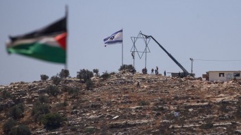 Izraelská armáda pri razii na Západnom brehu zabila ďalších štyroch Palestínčanov