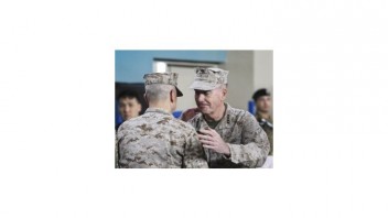 Americký generál Dunford prevzal od Allena velenie vojsk NATO v Afganistane