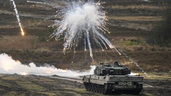 Nórsko potvrdilo dodanie tankov Leopard 2 Ukrajine, pošle aj vojenské vybavenie