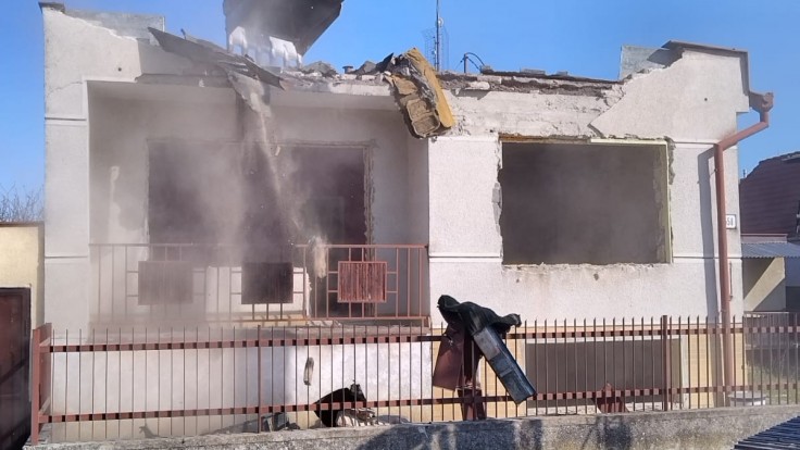 FOTO/VIDEO: Začali búrať Kuciakov dom. Postavia tam Pamätník slobody slova