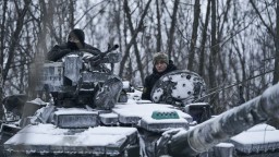 Rusko nedokáže pre vojnu na Ukrajine dodávať Indii dostatok zbraní, tvrdí CNN
