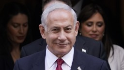 Netanjahu odvolal ministra obrany. Vystúpil proti jeho justičnej reforme, ktorá vyvolala protesty v Izraeli